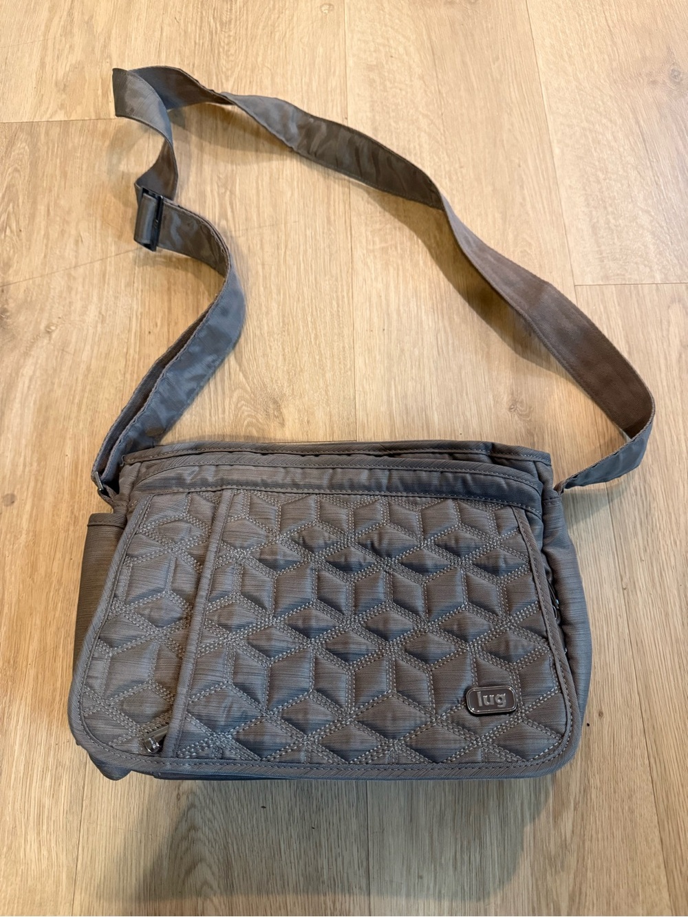 lug Quilted Messenger Bag in Charcoal Gray